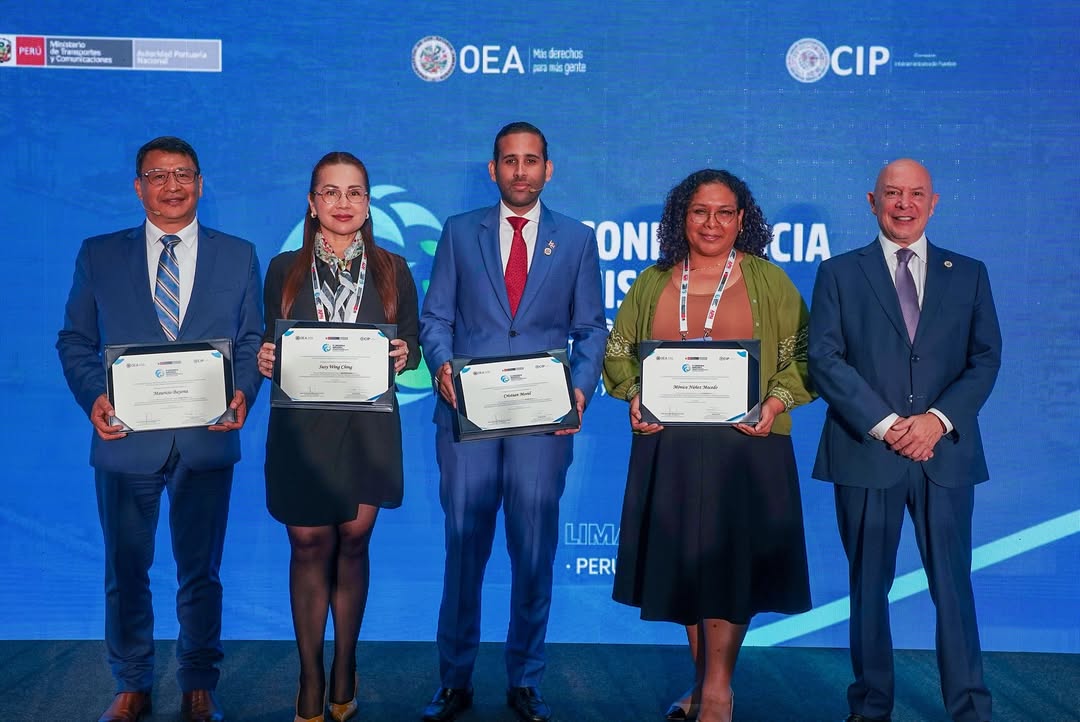 APORDOM Y Puerto Río Haina galardonados con  premio internacional por modelo de desarrollo portuario sostenible.