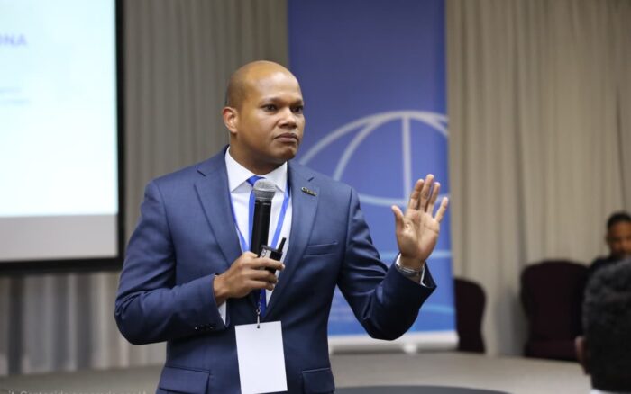CAESCO revela: el periodismo dominicano enfrenta una “distancia generacional” y el dominio de los creadores
