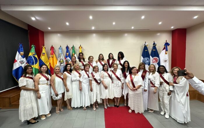 Finaliza con éxito la Primera Cumbre Mundial de Derechos con firma de Memorando de Entendimiento entre la Colegiatura Mundial de Abogadas y UNAPA