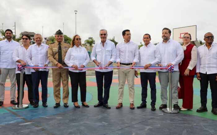 Presidente Abinader inaugura Bulevar de la Salud en Bajos de Haina, pulmón verde para la recreación y actividad física