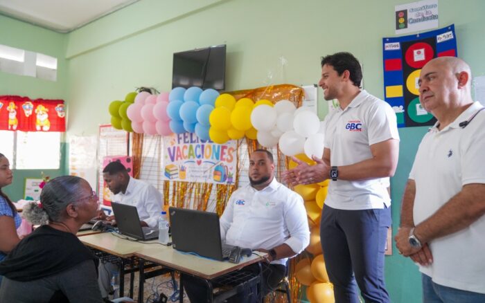 ¡RAYMOND RODRÍGUEZ Y FUNDACIÓN GBC LLEVAN ESPERANZA A LAS CUEVAS DE CEVICOS Y TRANSFORMAN LA VIDA DE MÁS DE 400 FAMILIAS!