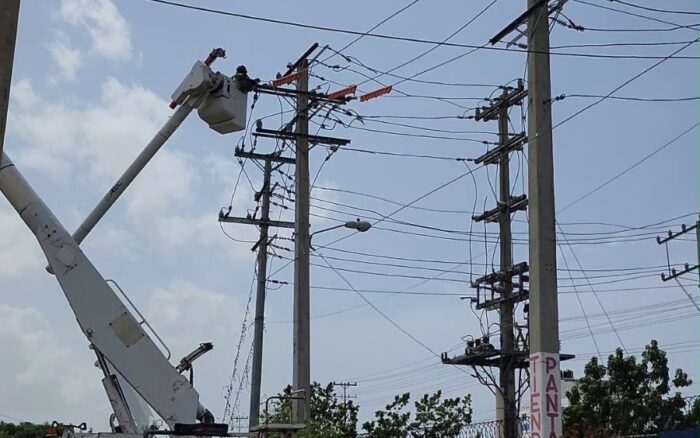 Edeeste informa trabaja para mitigar interrupciones por sobrecarga en circuito EBRI03 que afecta residenciales de San Isidro