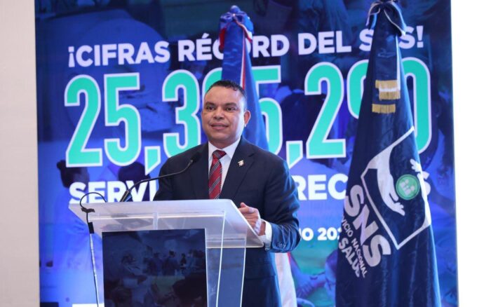 Julio Landrón presenta balance de sus primeros seis meses al frente del SNS; destaca avances en producción, salud mental y Red Nacional de Trauma