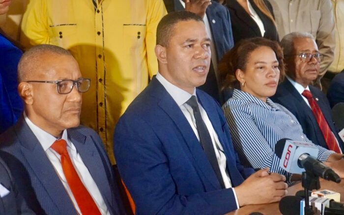 Jhonny Aristy exige convocatoria inmediata para integrar la Comisión Nacional Electoral del Colegio de Abogados